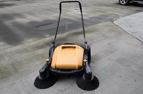 1543387158828231.jpg 無動力手推掃地機.JPG